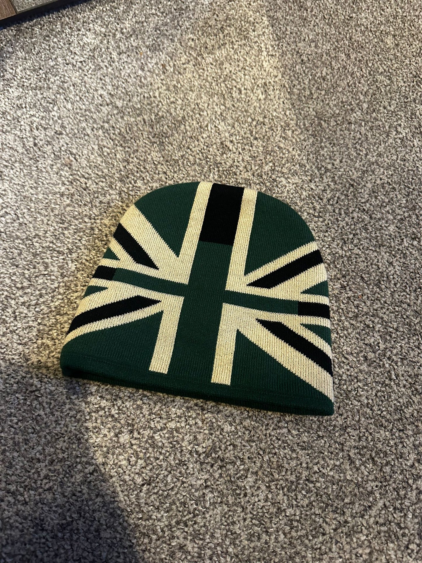 Dunya Crosswave Beanie